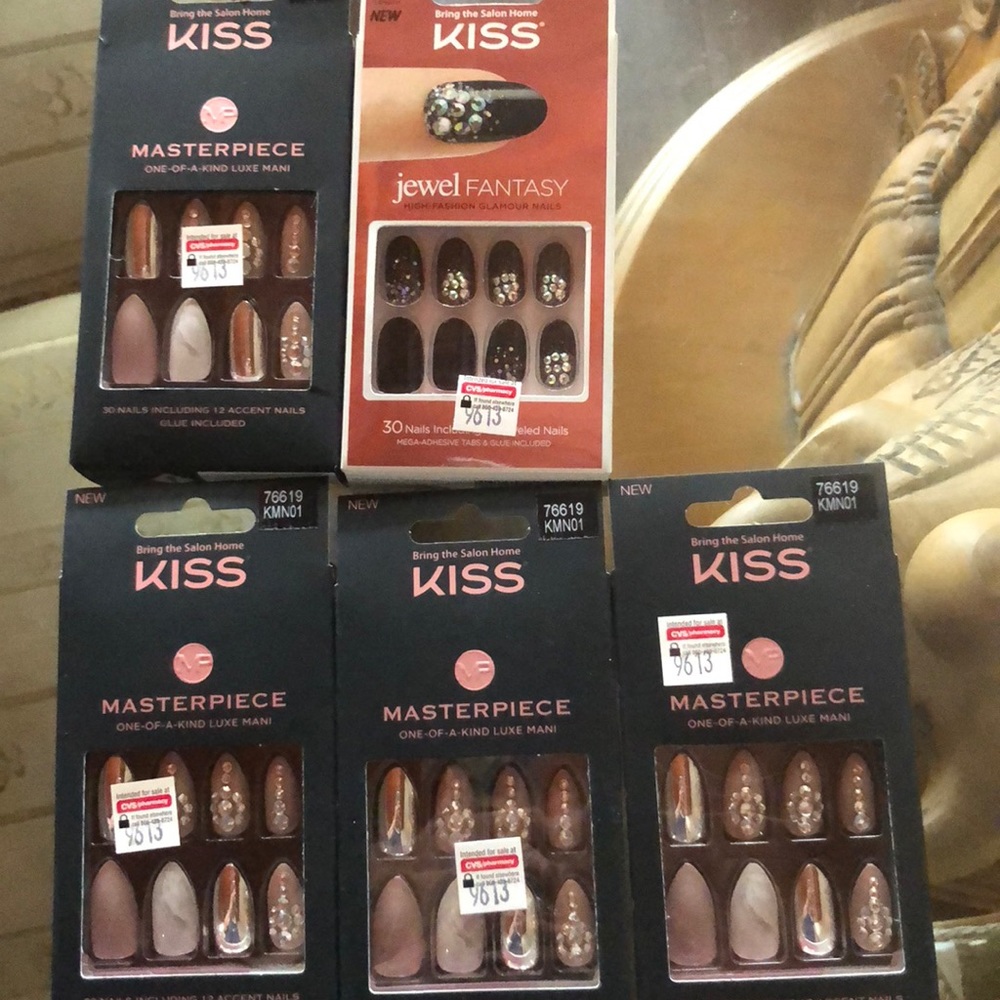 5 kiss jewel fantasy Nail